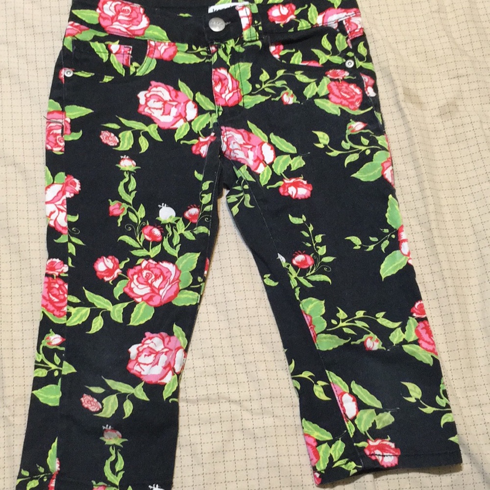 rose knee length shorts